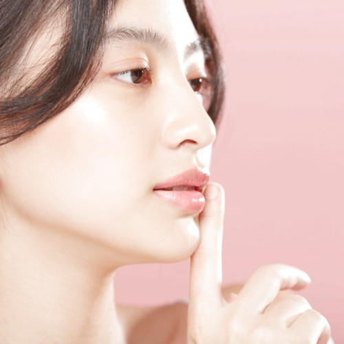 女性の横顔